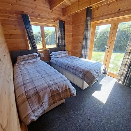 The Woodland Apartment *